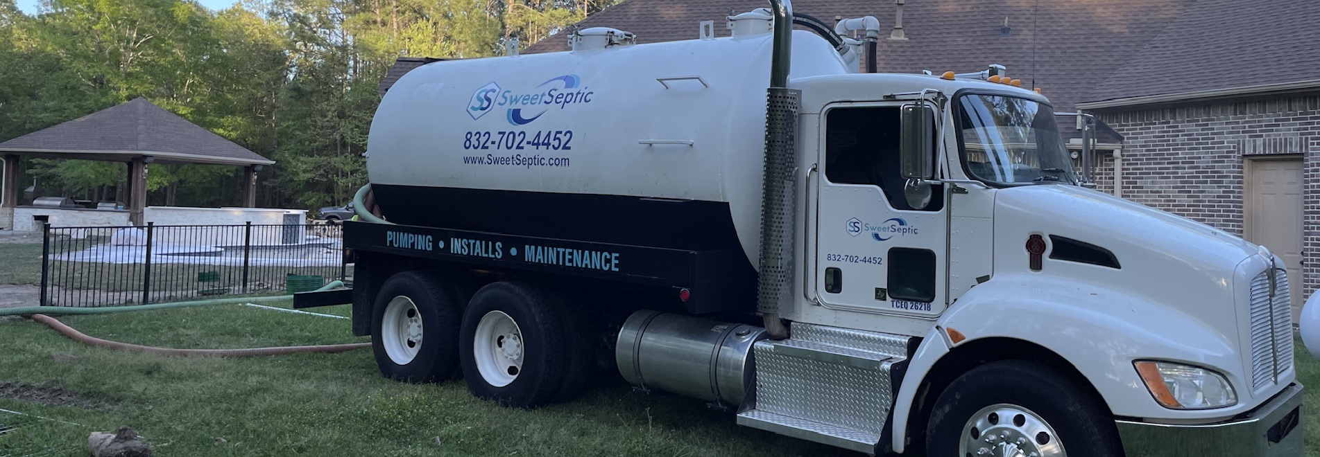 Sweet Septic Houston Texas. Septic Services in Houston. Septic Installation, Septic Repair, Drilling and Engineered Systems. General Contractor, General Construction, Drilling Contractor.  Competitive Pricing. General Contractor Houston Texas area.